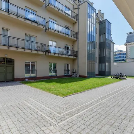 The Opera Apartment Grzegorzki Arianska 4 By Noclegi Renters-3